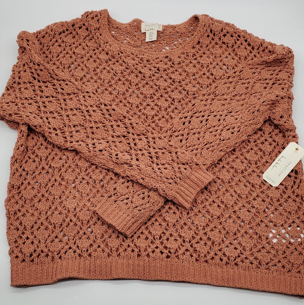 💥Nicole Miller Artelier Holey Sweater